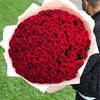 Букет роз №2, высота 70 см., 101 роза в упаковке с лентой.